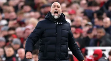 إيغور تودور يهاجم صحفياً بعد تعادل توتنهام وليفربول في تصريحات حادة ومثيرة